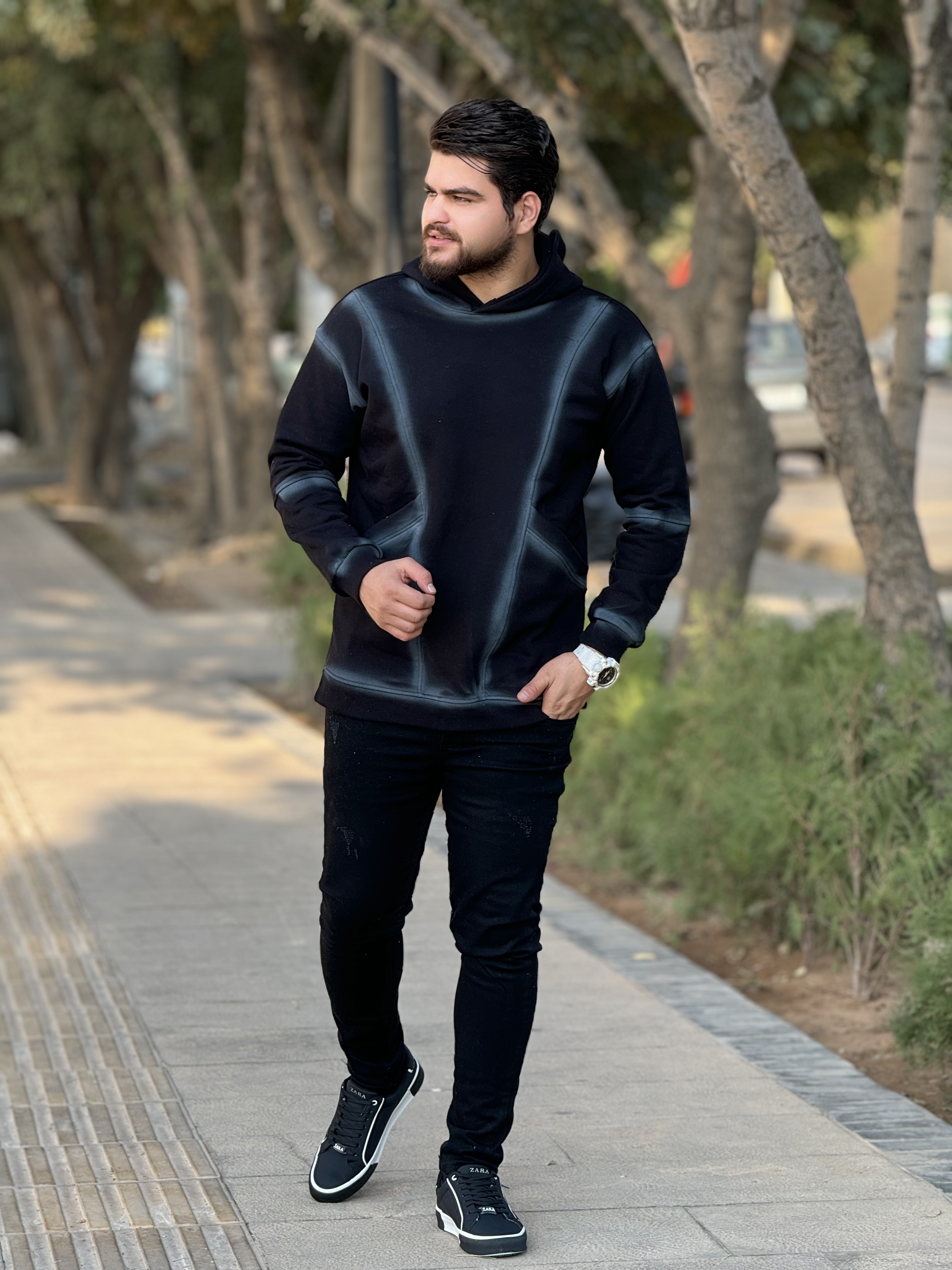 هودی سه نخ ترک مغزی دوزی شده رنگ مشکی