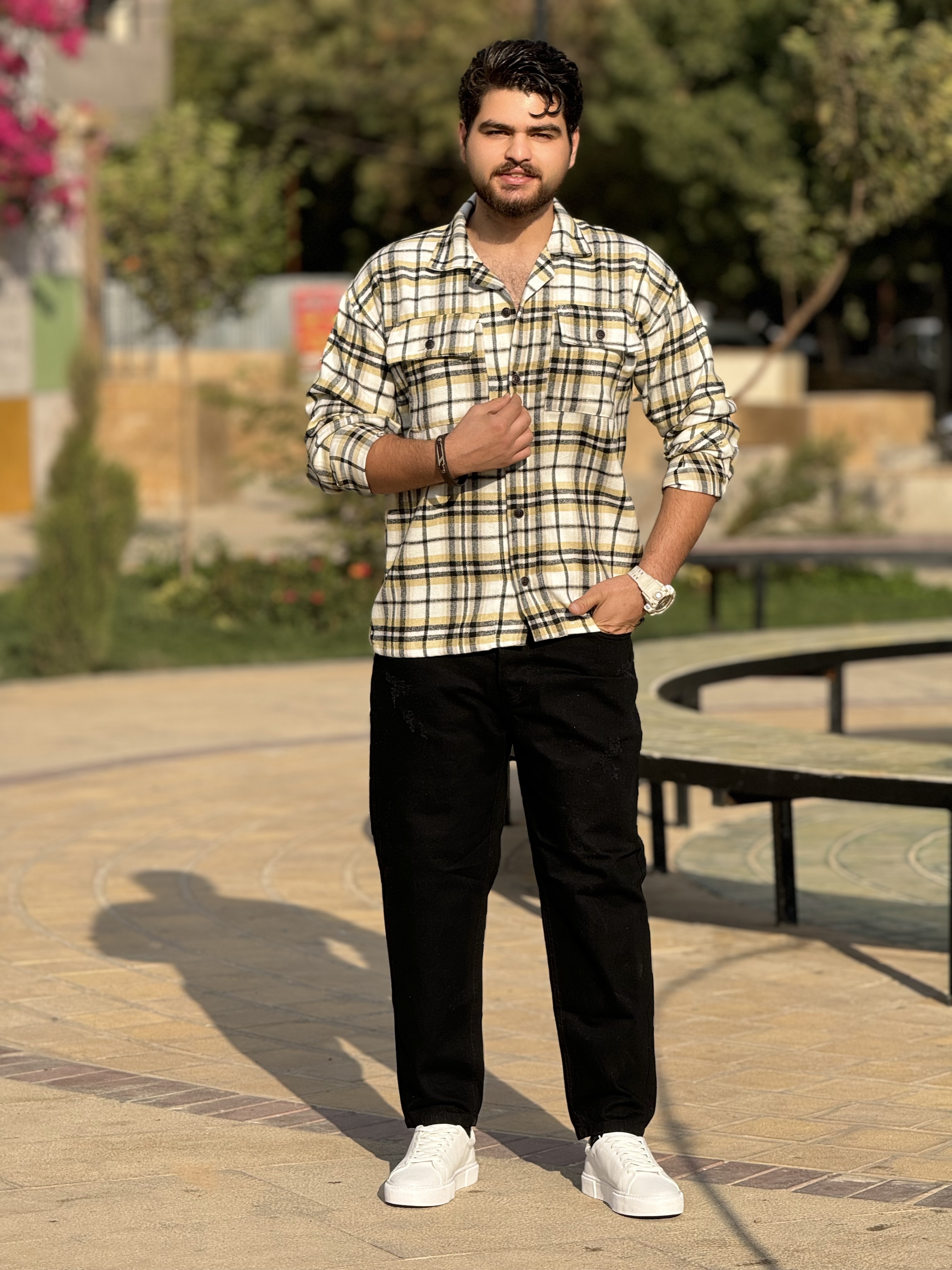 پیراهن پشمی رنگ سفید-کرم چهار خونه