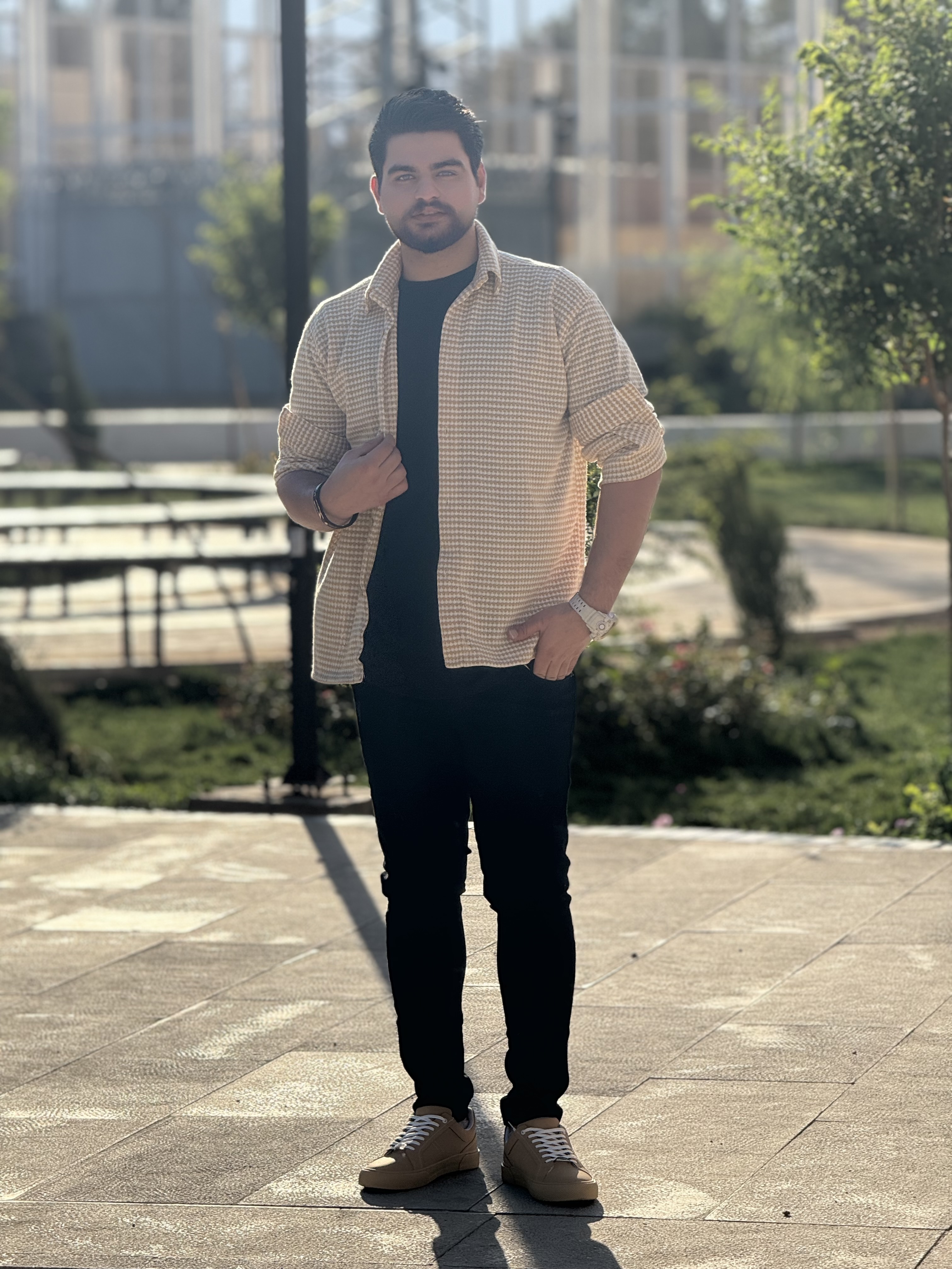 پیراهن پشمی رنگ سفید-کرم